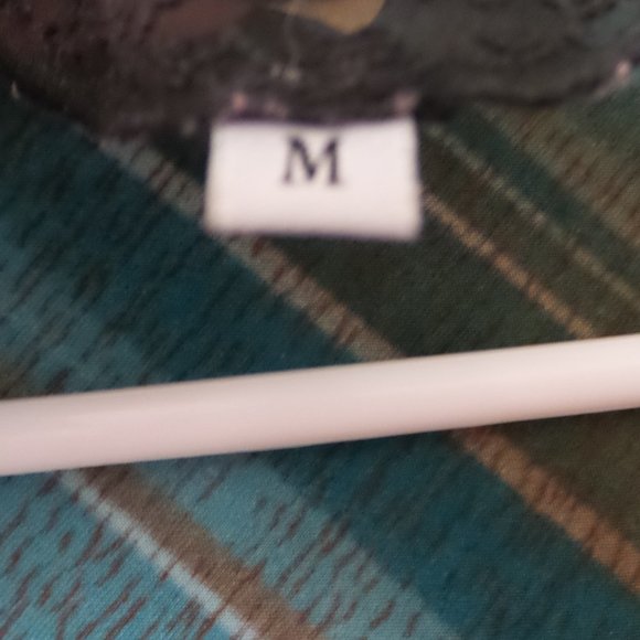 Women’s Short Sleeve Blouse Colorful Top Medium M - Picture 3 of 3